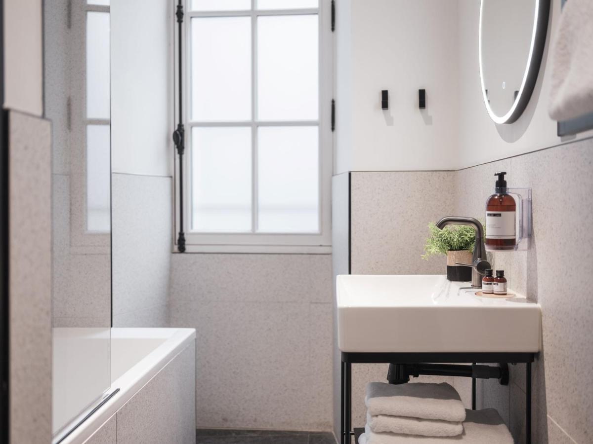 נאנט Appartements Crebillon - Maisons Du Monde Hotel & Suites מראה חיצוני תמונה